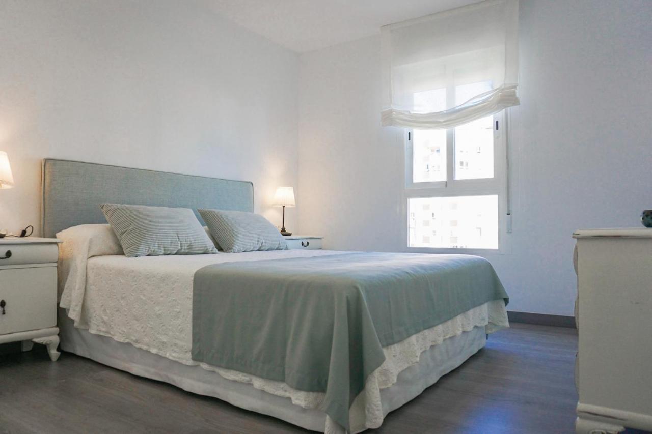 Wintowinrentals Amazing Apartment With Sea View Малага Екстер'єр фото