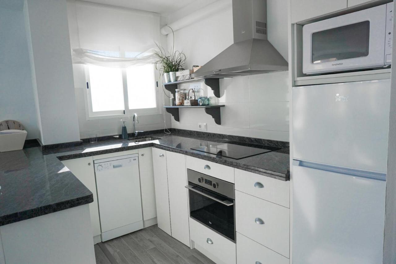Wintowinrentals Amazing Apartment With Sea View Малага Екстер'єр фото